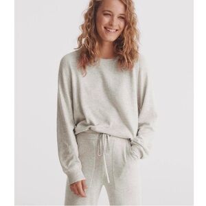 Splendid Gray Crew Neck Sweater Soft Knit